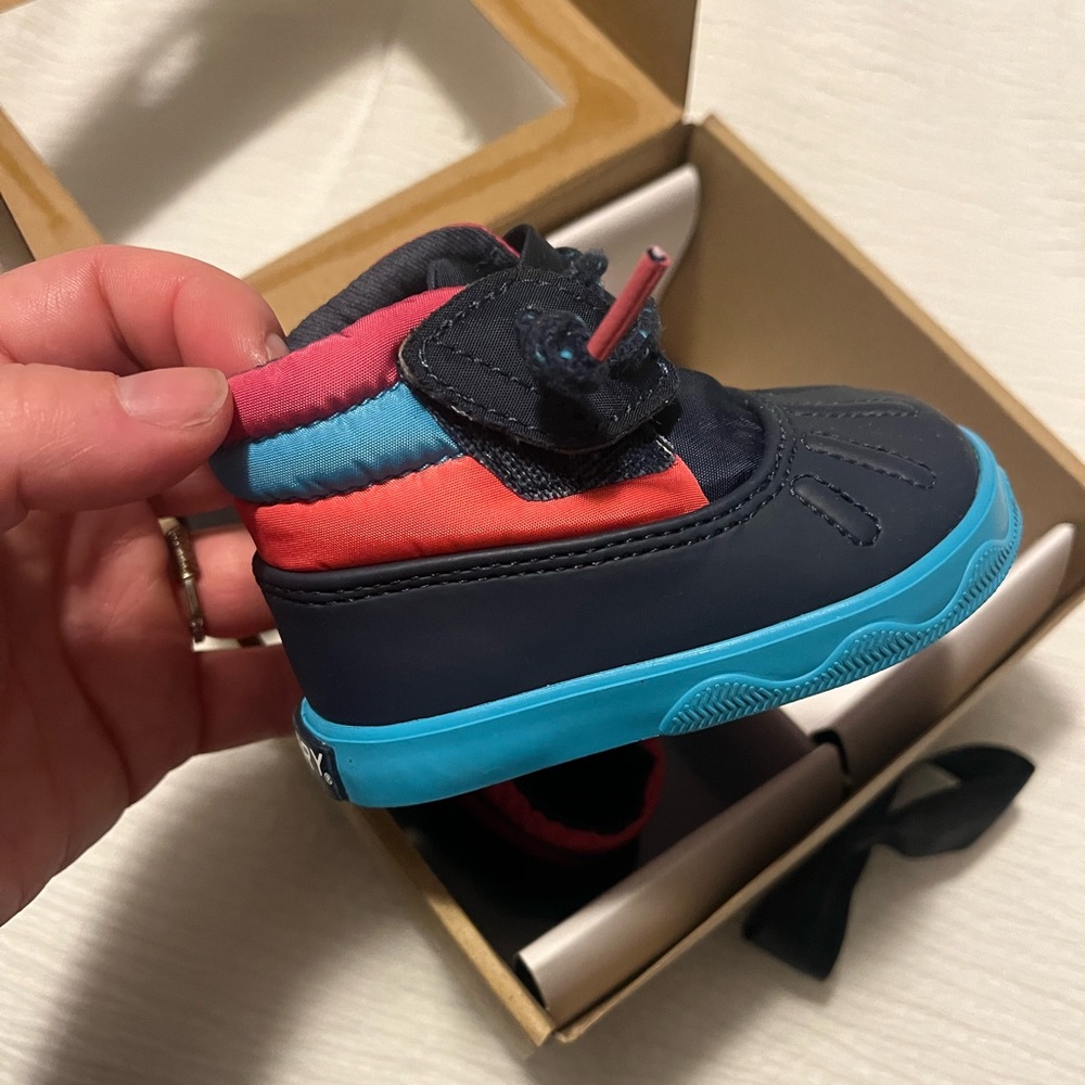Infant sperry boots